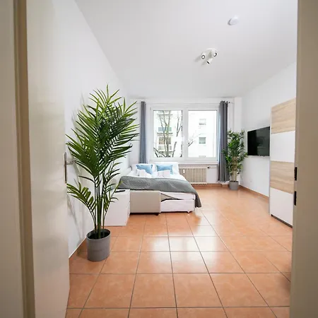 - With Balcony - Kitchen & Apartment Dusseldorf